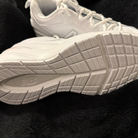 New Balance White Sneakers Breathable Low-Top Comfort - Picture 5 of 15